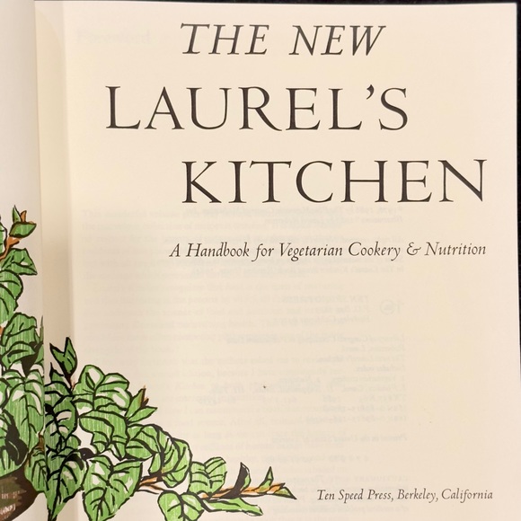 The New Laurel's Kitchen by Laurel Robertson, Carol Flinders & Brian Ruppenthal - Picture 3 of 5